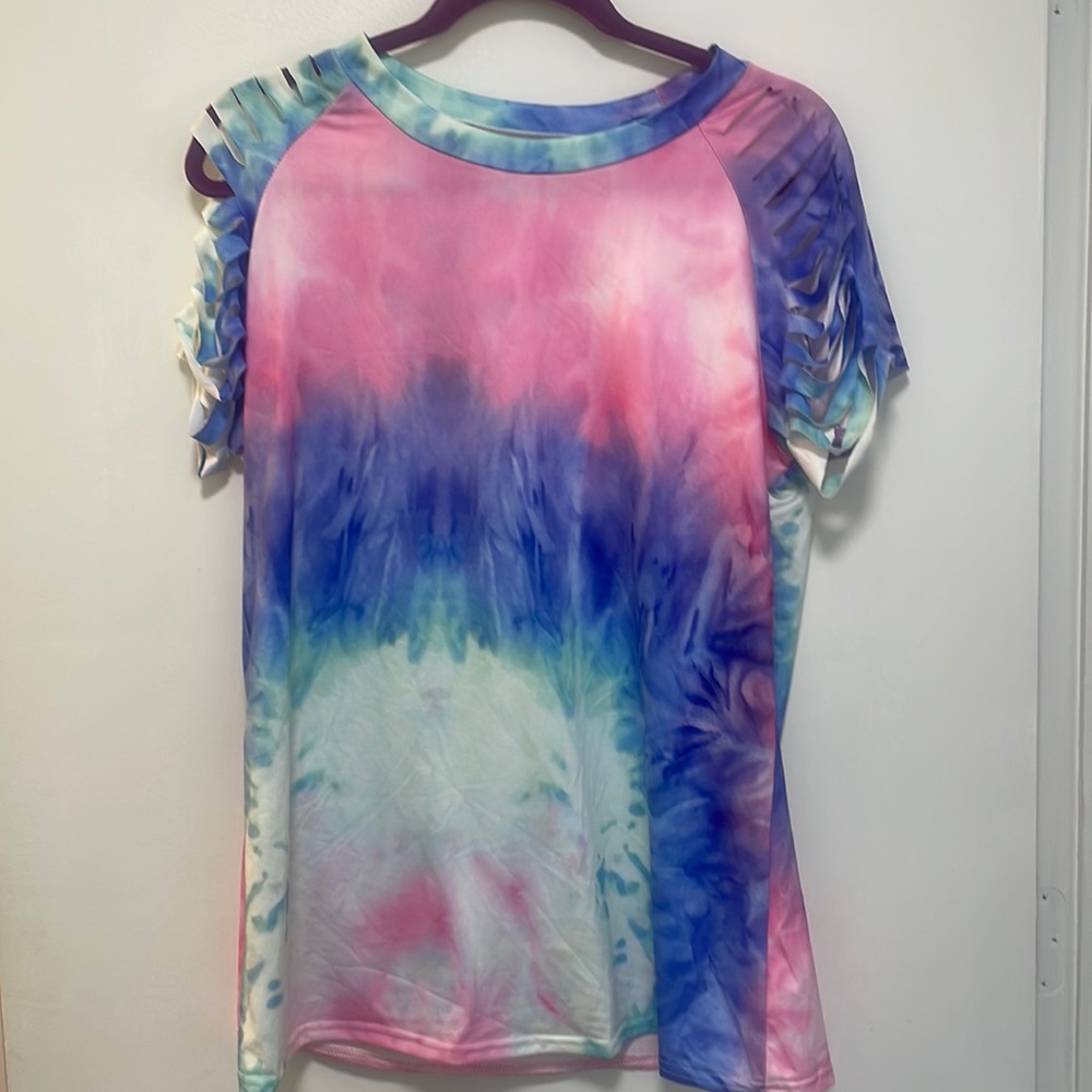 Women’s short sleeve shirt size XL